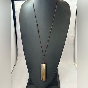 Rectangular Agate stone pendant on copper tone chain necklace